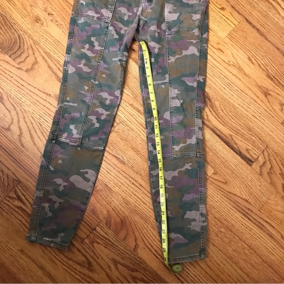 Anthropologie Camo-Print Pants - Picture 9 of 10